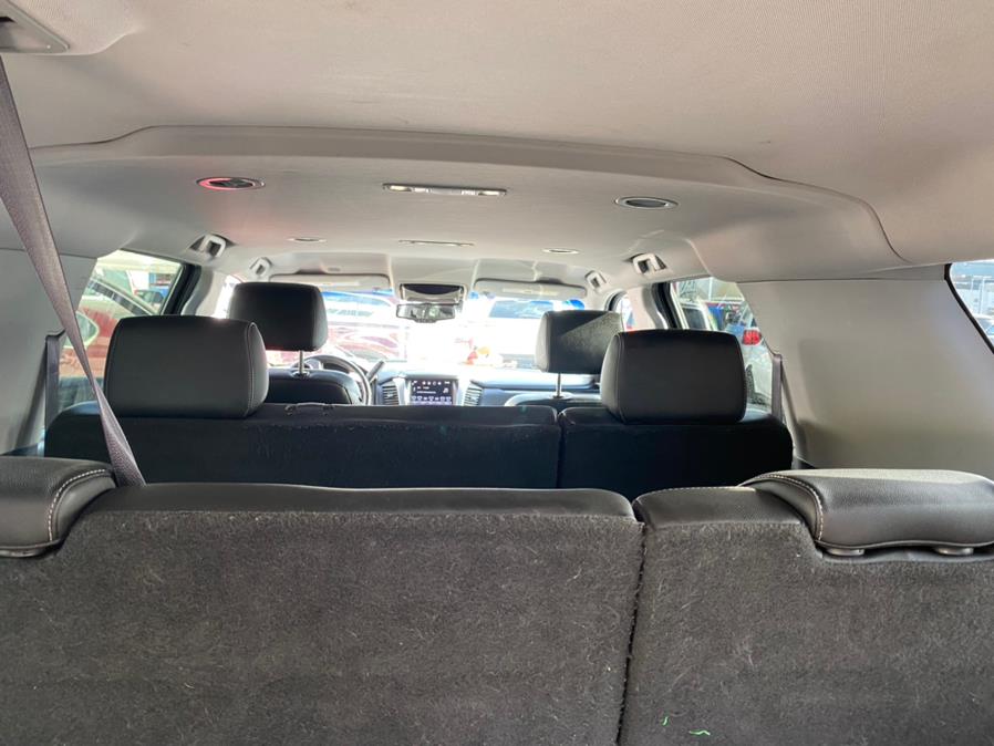 2016 GMC Yukon XL 4WD 4dr SLT photo