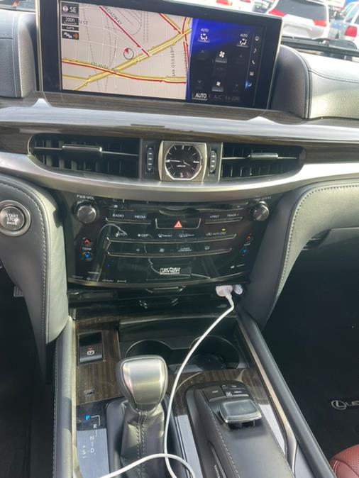 2019 Lexus LX LX photo