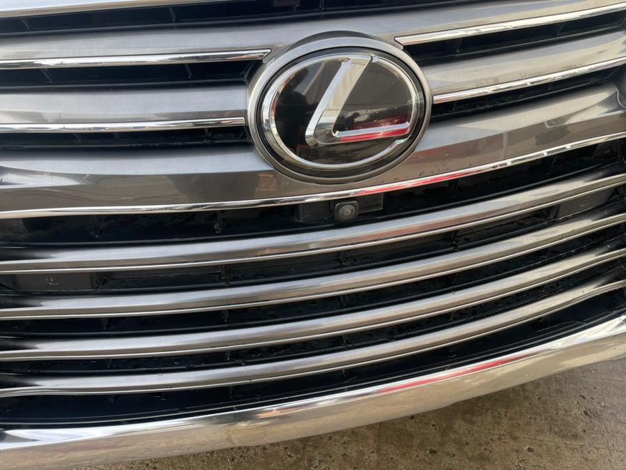 2019 Lexus LX LX photo