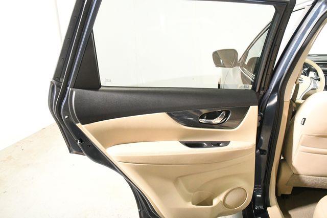 2014 Nissan Rogue S photo