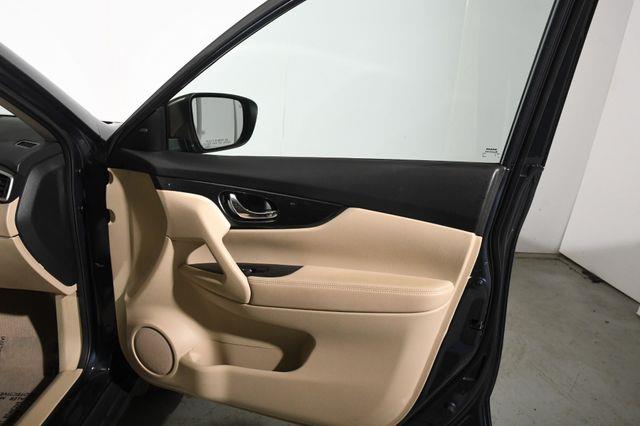 2014 Nissan Rogue S photo
