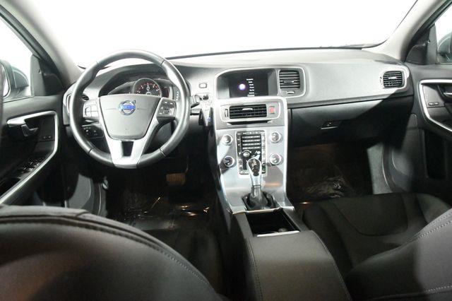 2017 Volvo S60 Inscription. Free Lifetime Pow photo