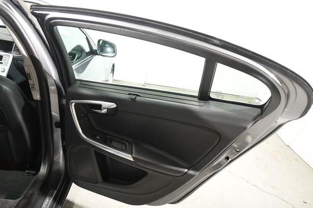 2017 Volvo S60 Inscription. Free Lifetime Pow photo