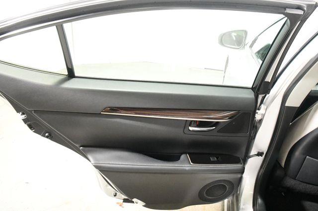 2016 Lexus ES 350 photo