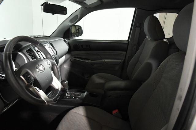 2014 Toyota Tacoma photo