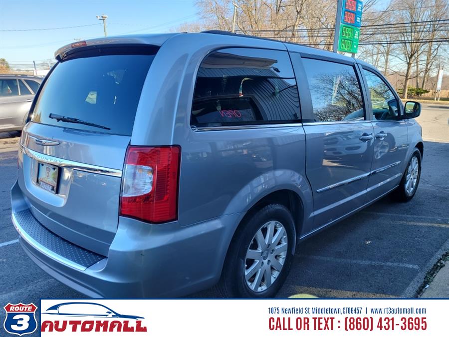 2014 Chrysler Town & Country Touring photo