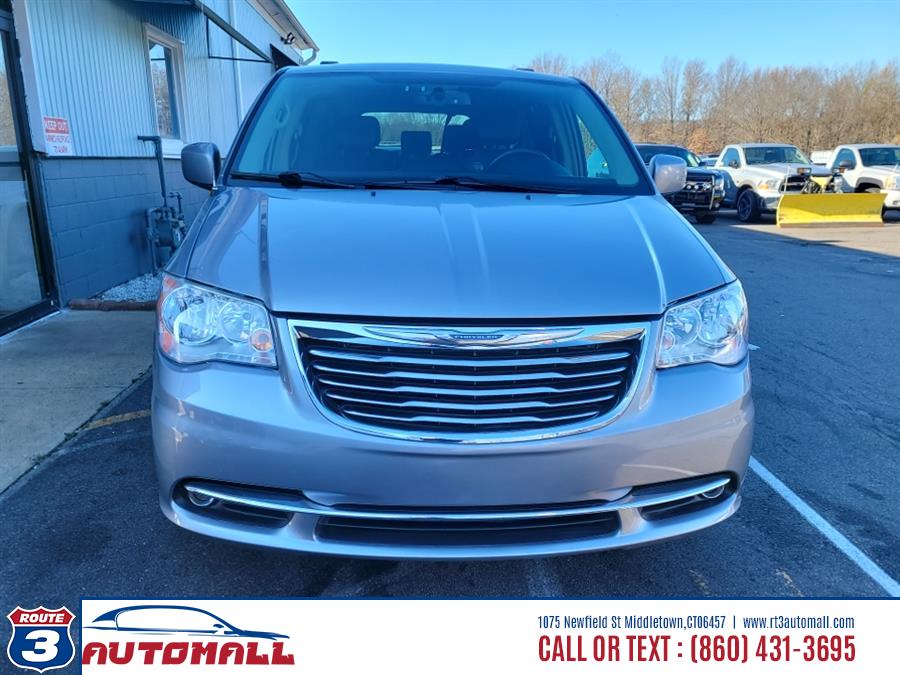 2014 Chrysler Town & Country Touring photo