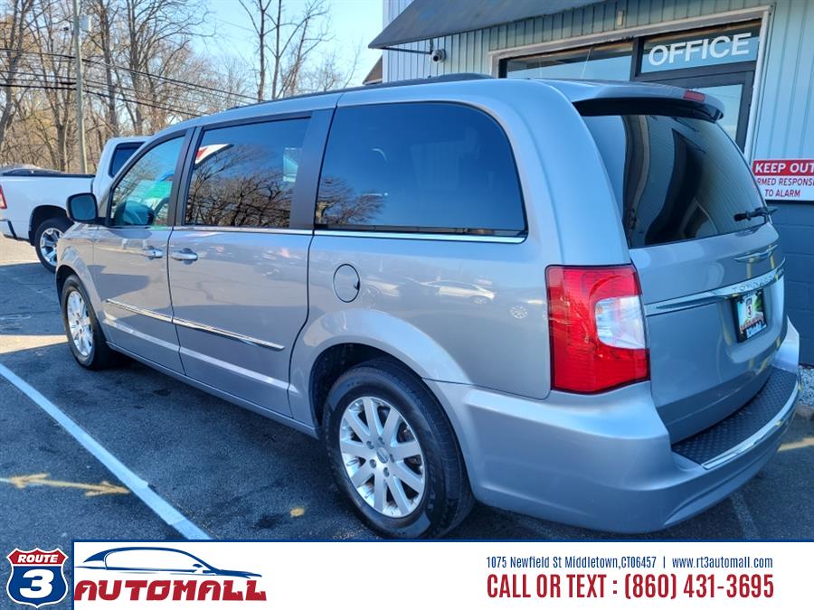 2014 Chrysler Town & Country Touring photo