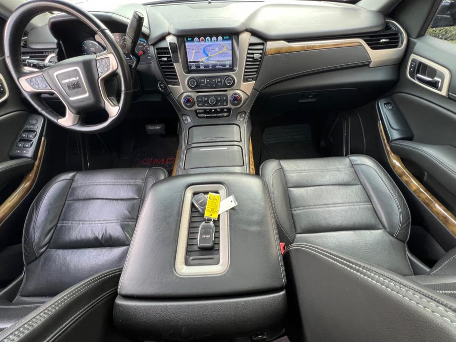 2017 GMC Yukon XL 4WD 4dr Denali photo