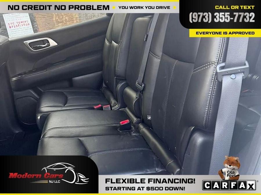 2014 Nissan Pathfinder S photo