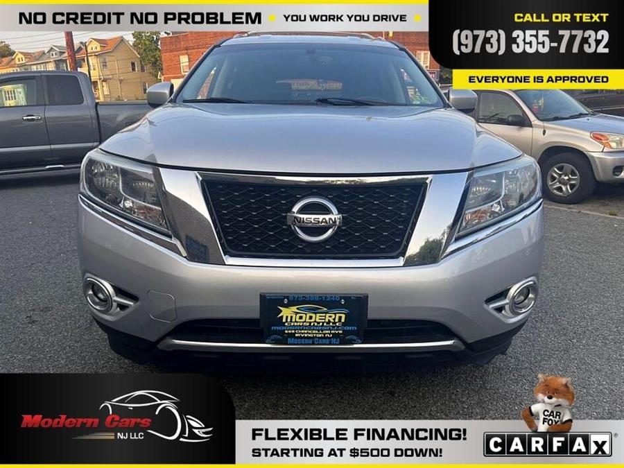2014 Nissan Pathfinder S photo