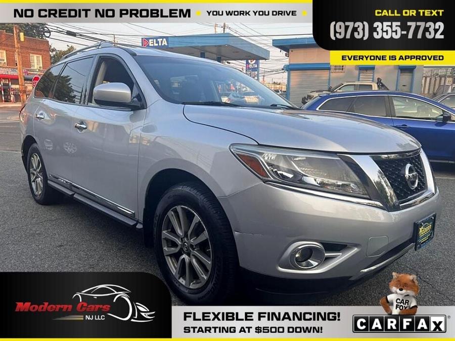 2014 Nissan Pathfinder S photo