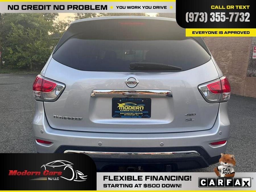 2014 Nissan Pathfinder S photo