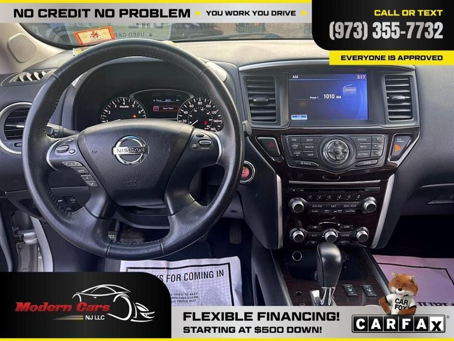 2014 Nissan Pathfinder S photo