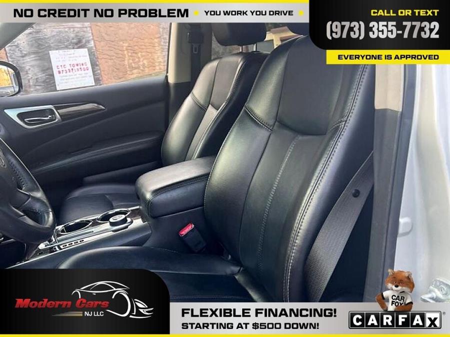 2014 Nissan Pathfinder S photo