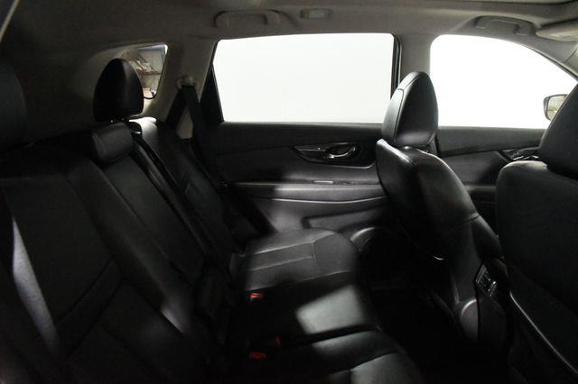 2018 Nissan Rogue SL photo