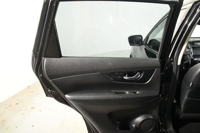 2018 Nissan Rogue SL photo
