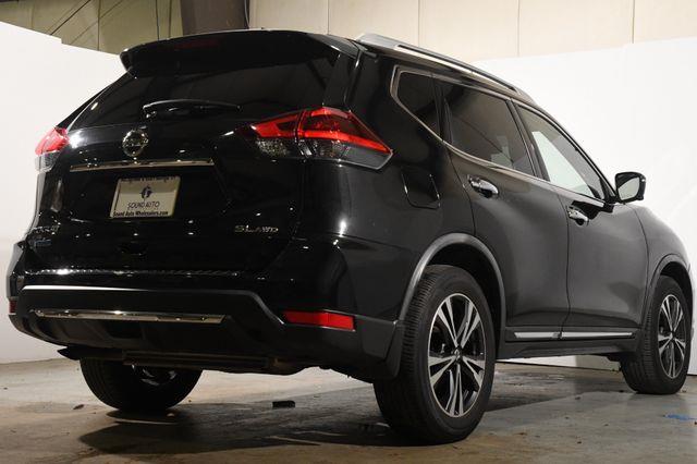 2018 Nissan Rogue SL photo