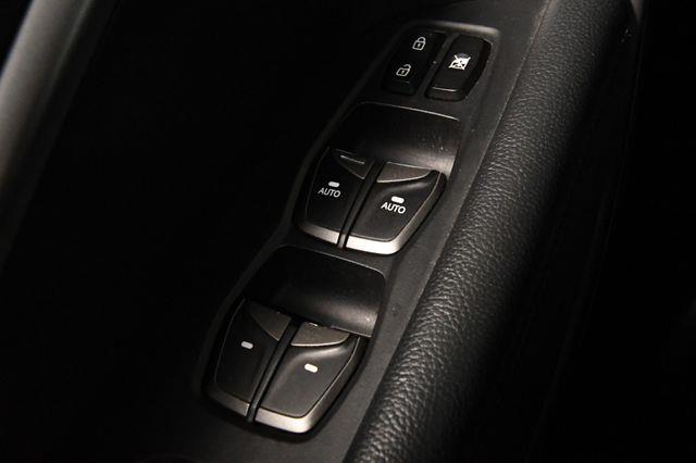 2017 Hyundai Santa Fe Sport 2.0T Ultimate photo