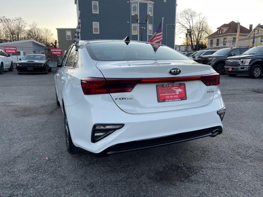 2021 Kia Forte LXS IVT photo