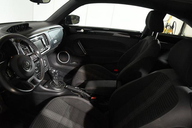 2014 Volkswagen Beetle R-Line PZEV photo
