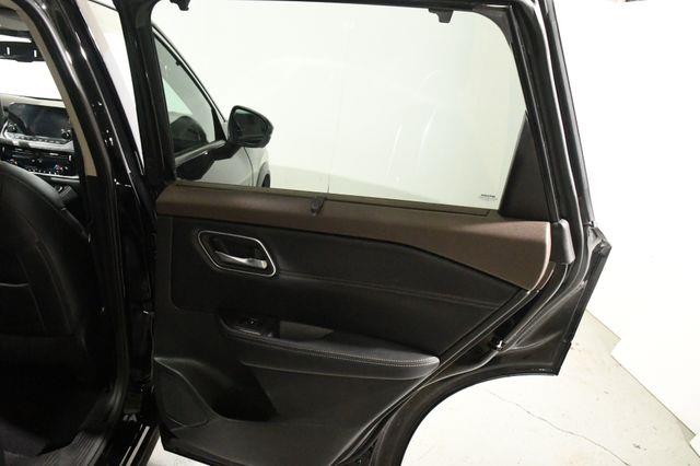 2021 Nissan Rogue SL photo