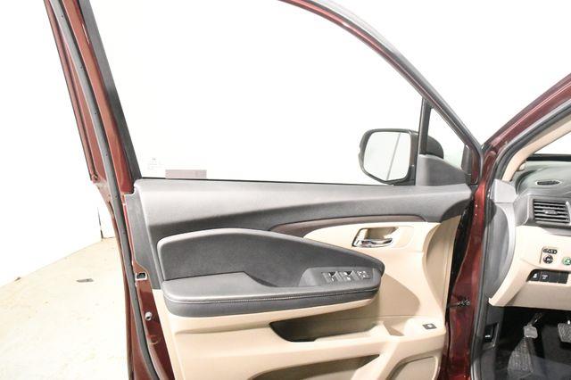 2019 Honda Ridgeline RTL-T photo