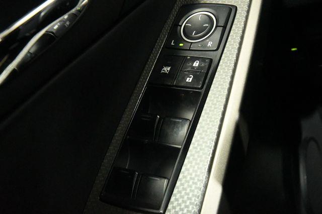 2015 Lexus IS 250 photo