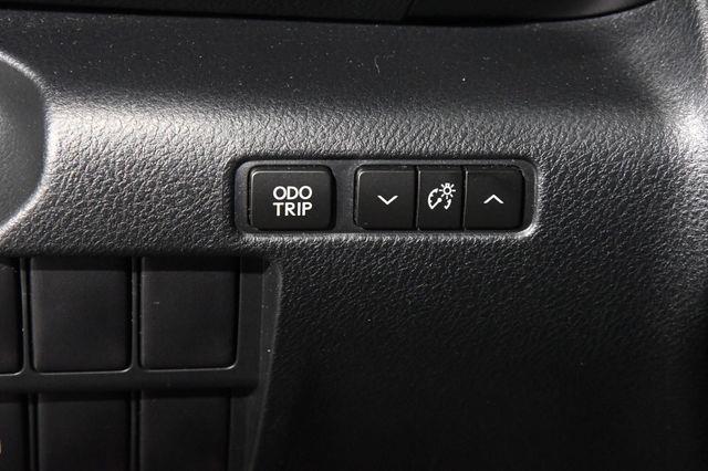 2015 Lexus IS 250 photo