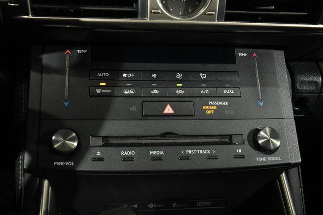 2015 Lexus IS 250 photo