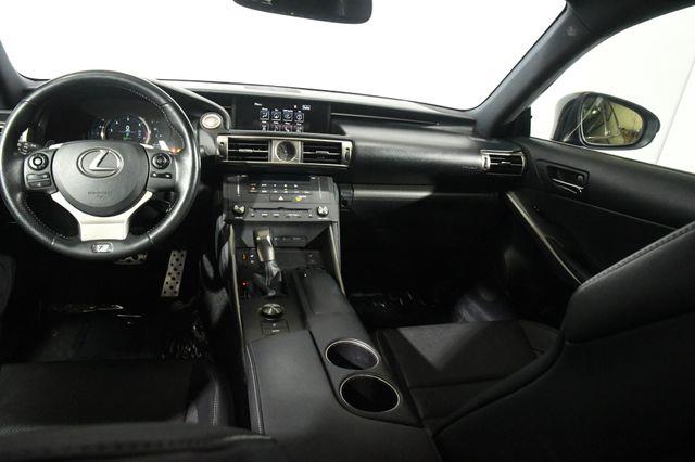 2015 Lexus IS 250 photo