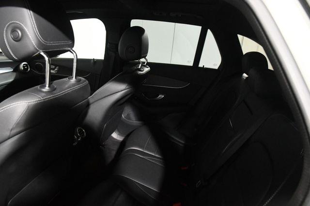 2020 Mercedes-Benz GLC 300 awd photo
