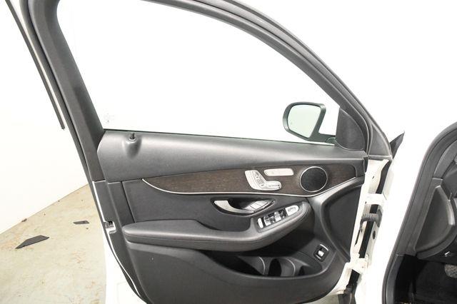 2020 Mercedes-Benz GLC 300 awd photo