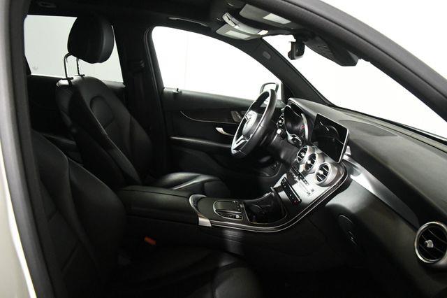 2020 Mercedes-Benz GLC 300 awd photo