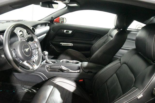 2019 Ford Mustang GT Premium photo