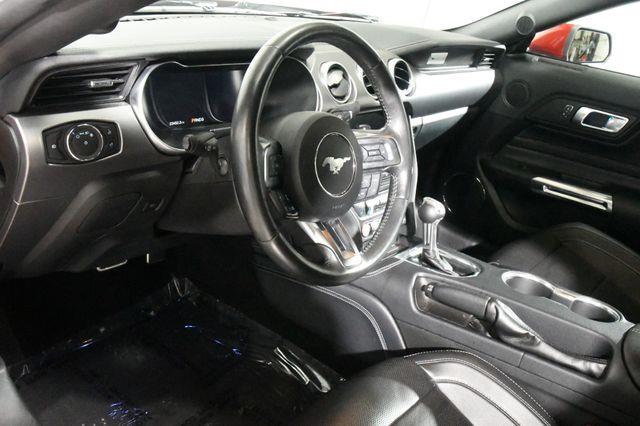 2019 Ford Mustang GT Premium photo