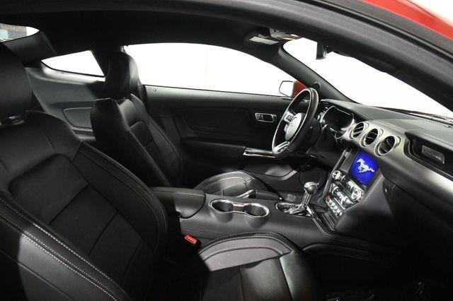 2019 Ford Mustang GT Premium photo