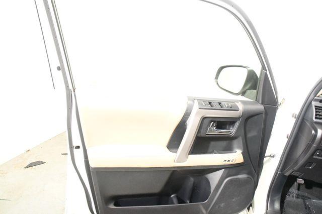 2015 Toyota 4Runner Limited photo