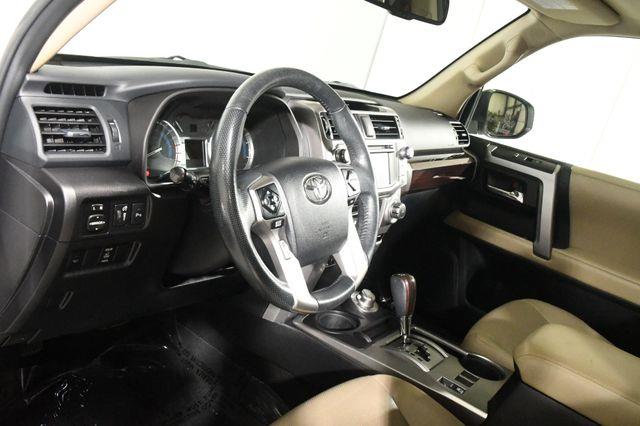 2015 Toyota 4Runner Limited photo