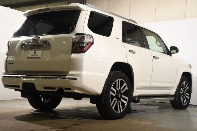 2015 Toyota 4Runner Limited photo