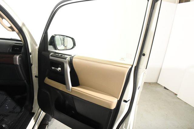 2015 Toyota 4Runner Limited photo