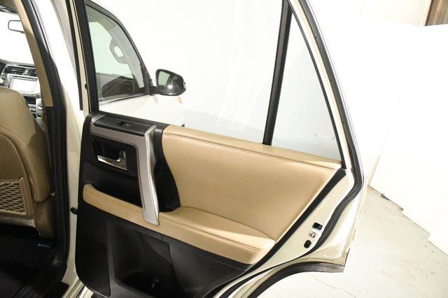 2015 Toyota 4Runner Limited photo
