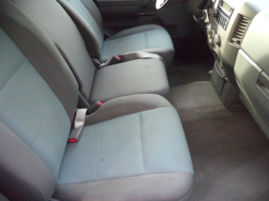 2006 Nissan Titan XE photo