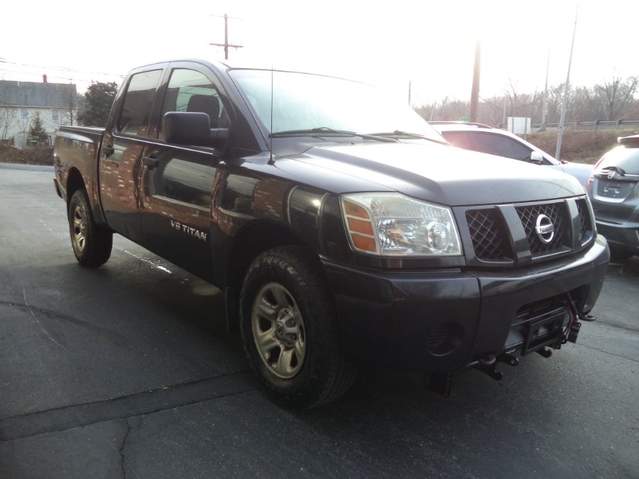 2006 Nissan Titan XE photo