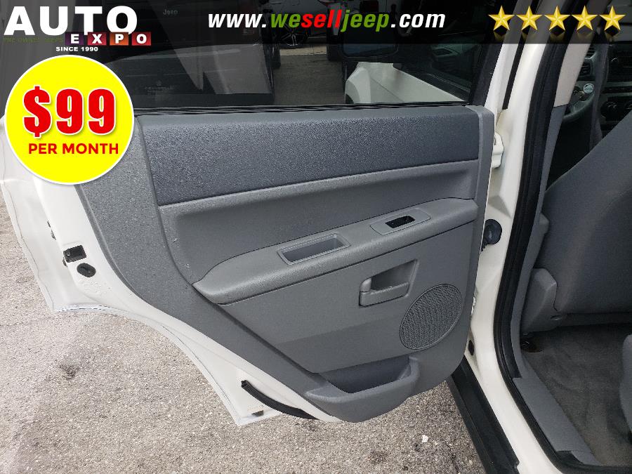 2005 Jeep Grand Cherokee Laredo photo
