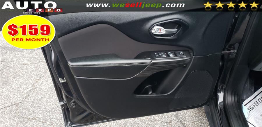 2015 Jeep Cherokee 4WD 4dr Latitude photo