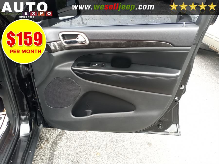 2011 Jeep Grand Cherokee Laredo photo
