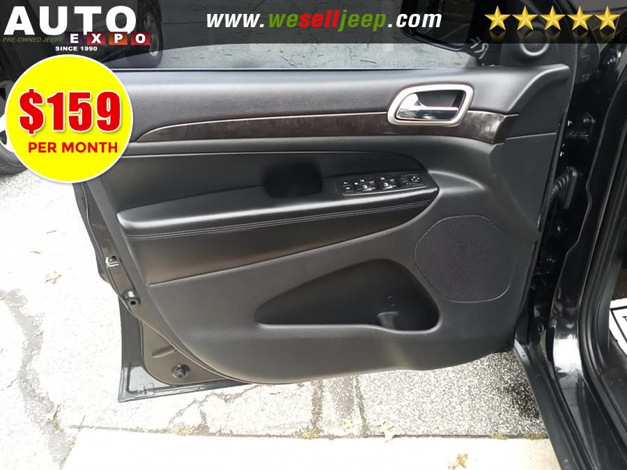 2011 Jeep Grand Cherokee Laredo photo