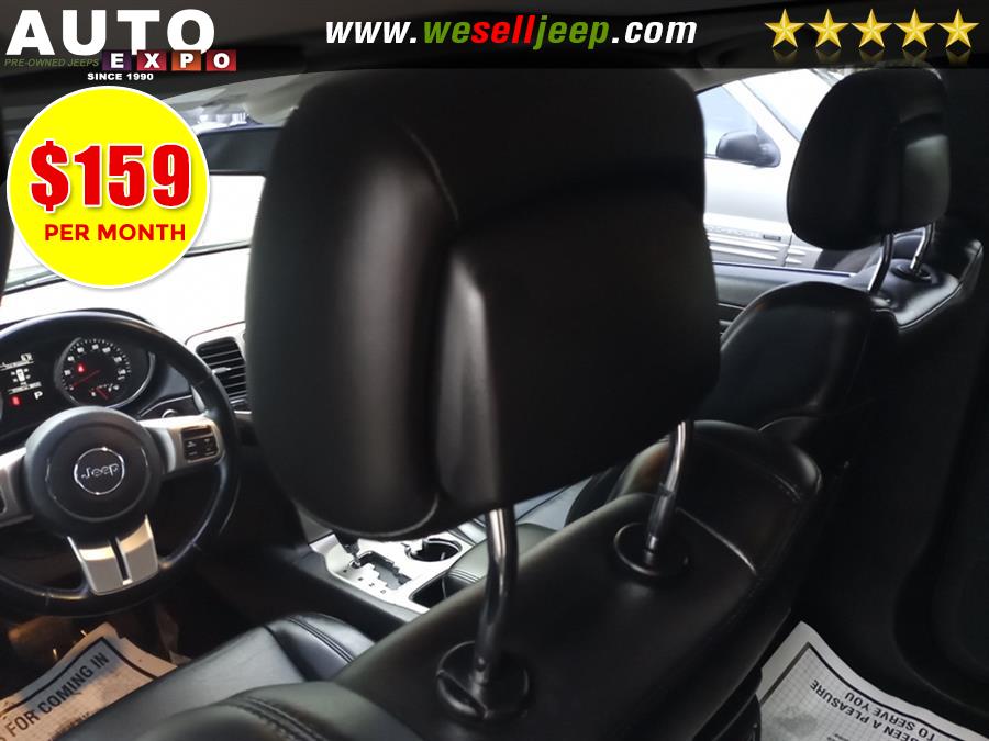 2011 Jeep Grand Cherokee Laredo photo