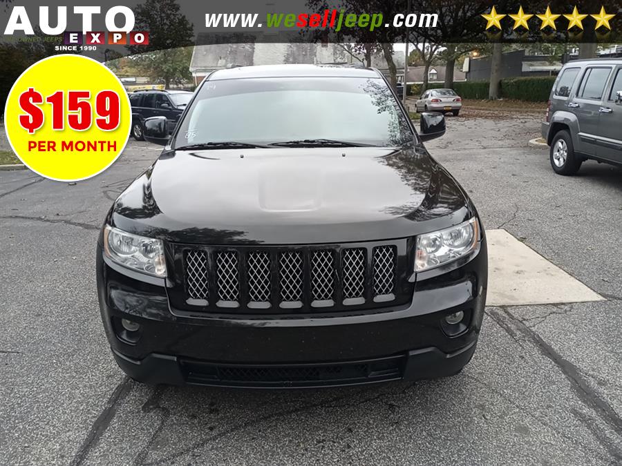 2011 Jeep Grand Cherokee Laredo photo